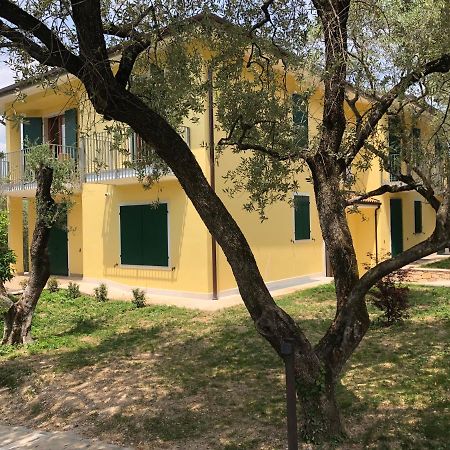 Apartamento Ca' De L'Achille Torri Del Benaco Exterior foto